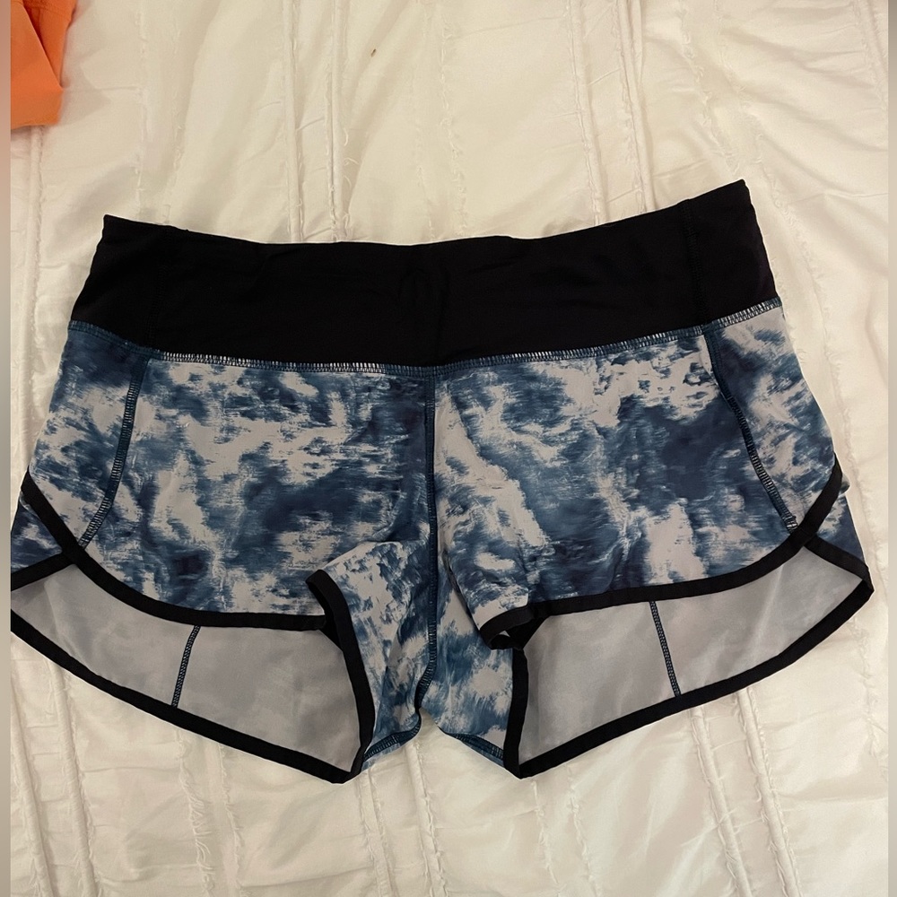 Lululemon speed short size 6 2.5”